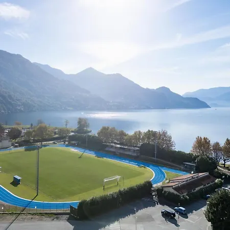 Golden 2 - Just Few Steps From The Appartamento *