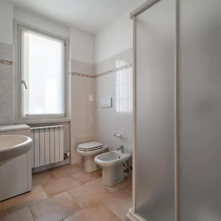 Apartment Golden 2 - Just Few Steps From The Dervio
