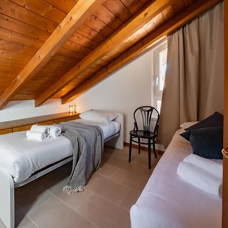 Golden 2 - Just Few Steps From The * Dervio