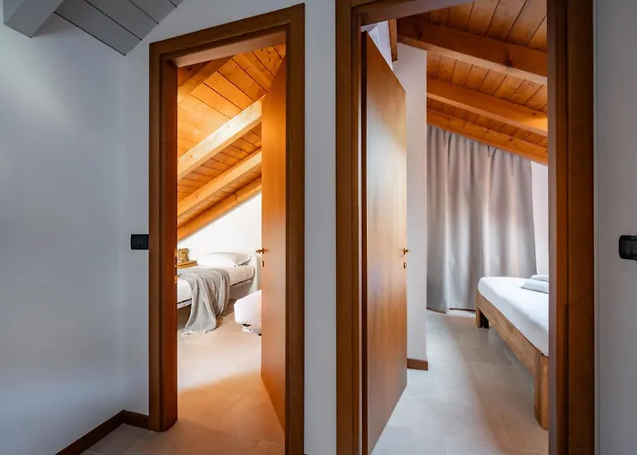 Golden 2 - Just Few Steps From The דירה דרביו