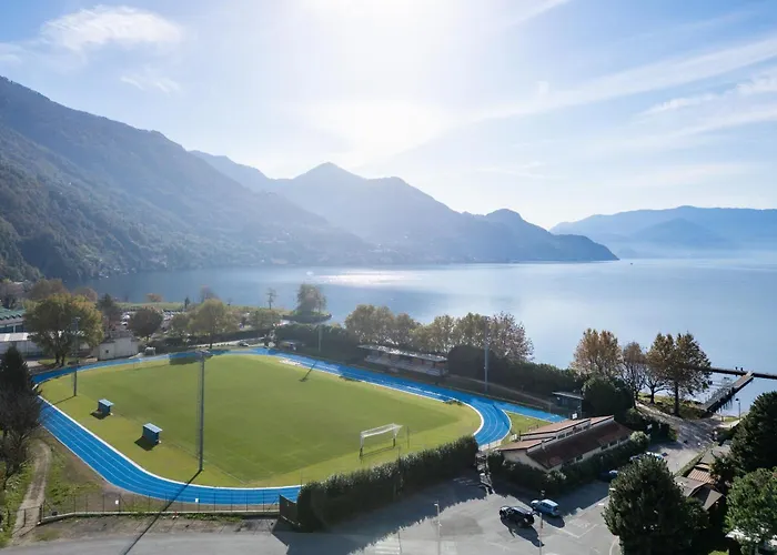 Golden 2 - Just Few Steps From The דירה *